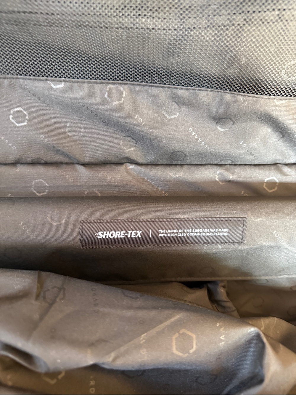 Solgaard Luggage 25” Check In Closet New - Picture 6 of 15